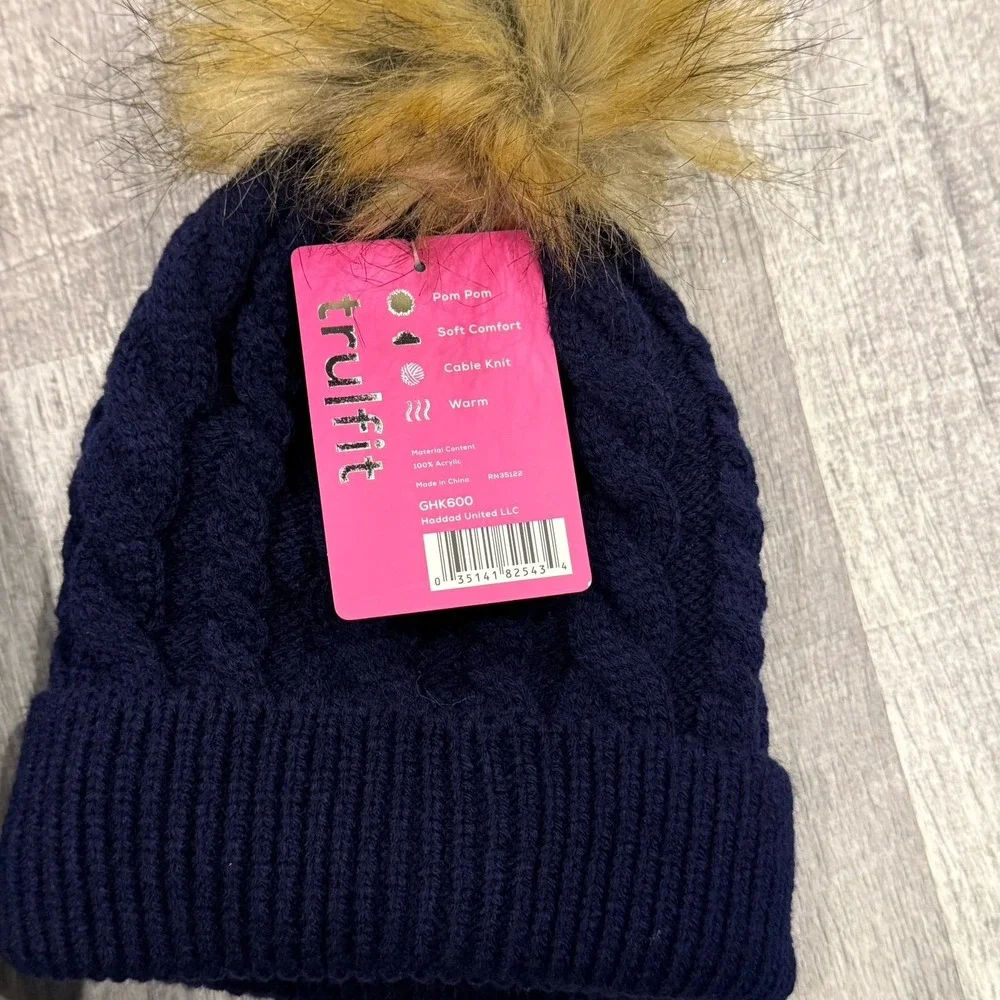 Brand New With Tags! 2 Cable Knit Youth Hats With Pom Pom Navy and‎ Grey